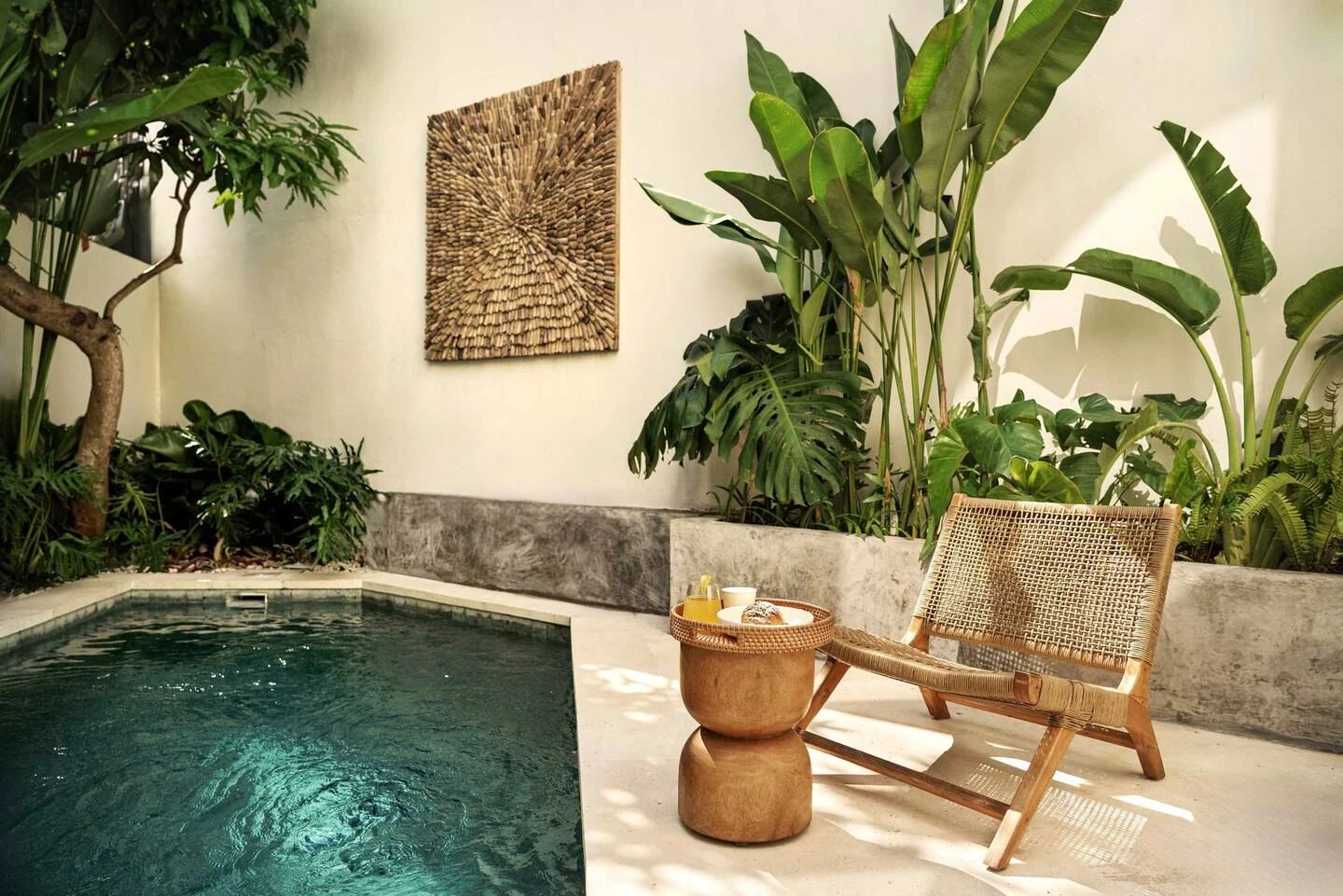 Villa Exterior, Pool and Garden